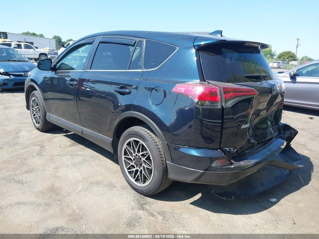45144992 :رقم المزاد ، 2T3ZFREV0JW430803 vin ، 2018 Toyota Rav4 Le مزاد بيع