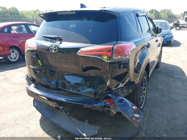 45144992 :رقم المزاد ، 2T3ZFREV0JW430803 vin ، 2018 Toyota Rav4 Le مزاد بيع
