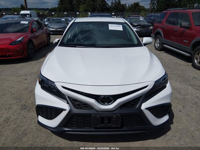 45145004 :رقم المزاد ، 4T1G11AK2NU051710 vin ، 2022 Toyota Camry Se مزاد بيع
