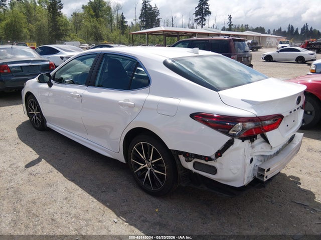 45145004 :رقم المزاد ، 4T1G11AK2NU051710 vin ، 2022 Toyota Camry Se مزاد بيع