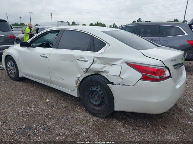 2015 Nissan Altima 2.5 S მანქანა იყიდება აუქციონზე, vin: 1N4AL3AP4FC468190, აუქციონის ნომერი: 45145010