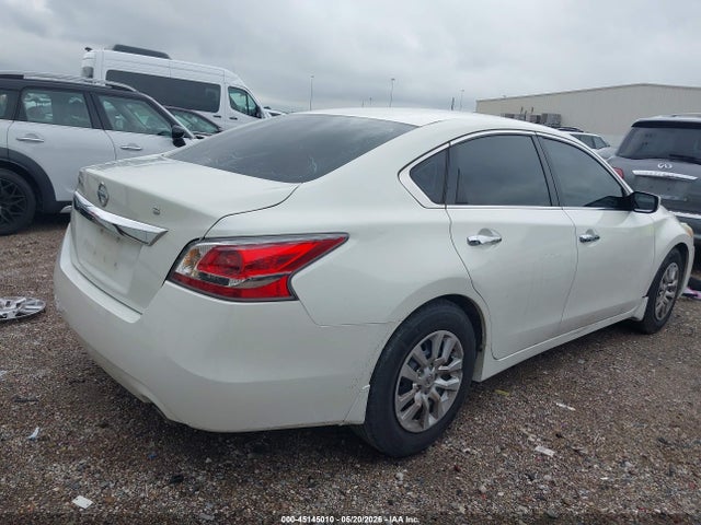 2015 Nissan Altima 2.5 S მანქანა იყიდება აუქციონზე, vin: 1N4AL3AP4FC468190, აუქციონის ნომერი: 45145010