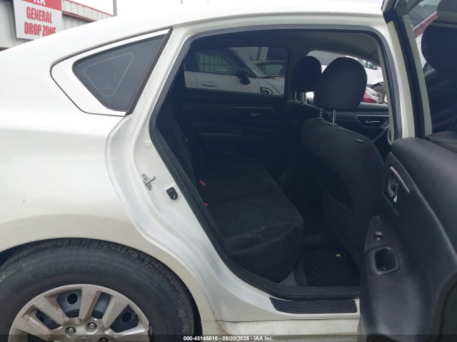2015 Nissan Altima 2.5 S მანქანა იყიდება აუქციონზე, vin: 1N4AL3AP4FC468190, აუქციონის ნომერი: 45145010