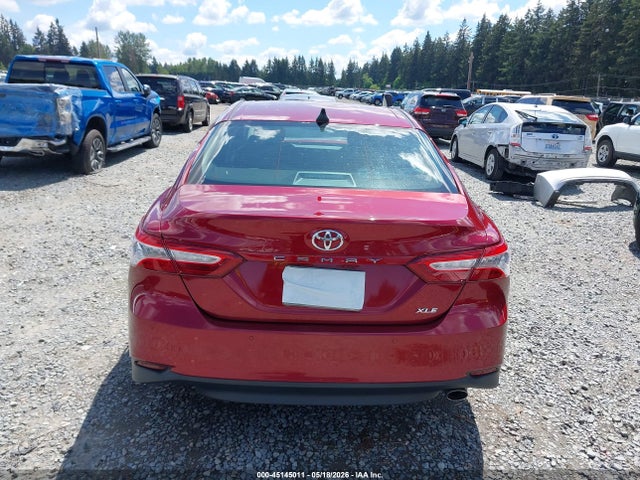 4T1B11HK0JU506354 Toyota CAMRY XLE
