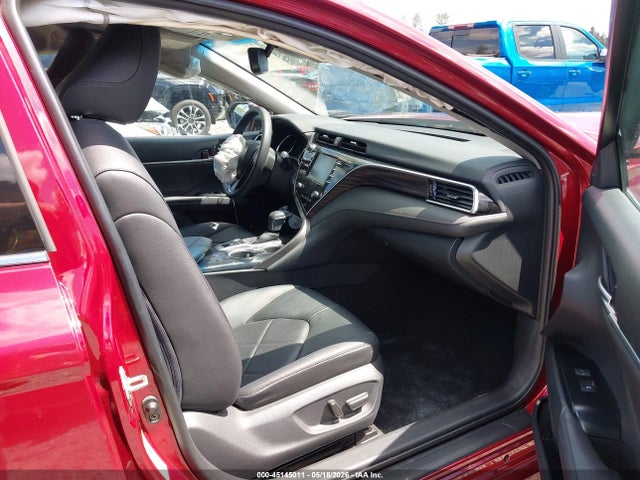 4T1B11HK0JU506354 Toyota CAMRY XLE