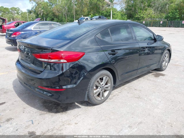 Продаж на аукціоні авто 2018 Hyundai Elantra Sel, vin: 5NPD84LF0JH262655, номер лоту: 45145046