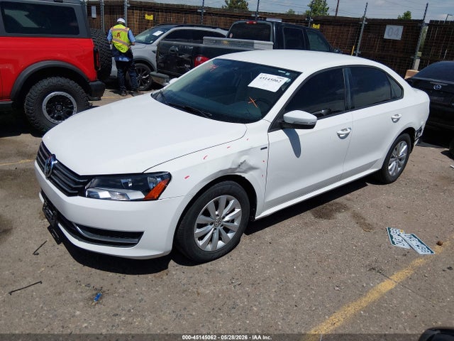 1VWAT7A3XEC120971 Volkswagen Passat 1.8t Wolfsburg Edition