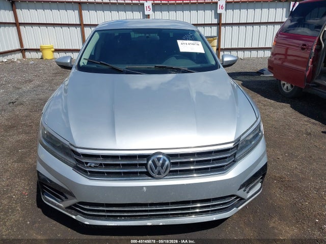 1VWDT7A32HC042901 Volkswagen Passat 1.8t R-line