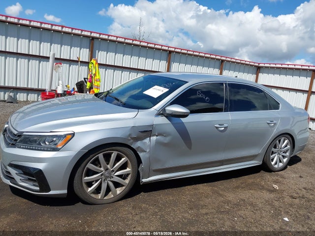 1VWDT7A32HC042901 Volkswagen Passat 1.8t R-line