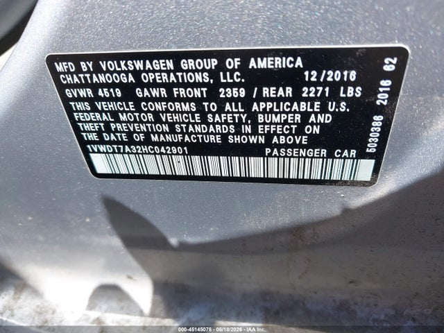 1VWDT7A32HC042901 Volkswagen Passat 1.8t R-line
