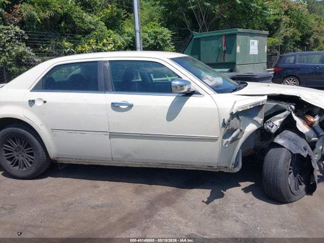 Продаж на аукціоні авто 2010 Chrysler 300 Touring Plus, vin: 2C3CA1CV3AH281168, номер лоту: 45145080