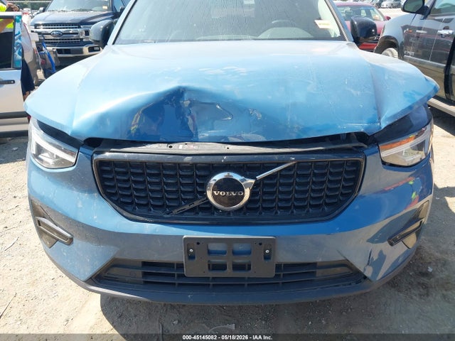 45145082 :رقم المزاد ، YV4L12UK5R2324013 vin ، 2024 Volvo Xc40 B5 Core Bright Theme/b5 Core Dark Theme مزاد بيع