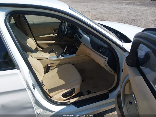 45145164 :رقم المزاد ، WBA3A5C54CF258079 vin ، 2012 Bmw 328i مزاد بيع