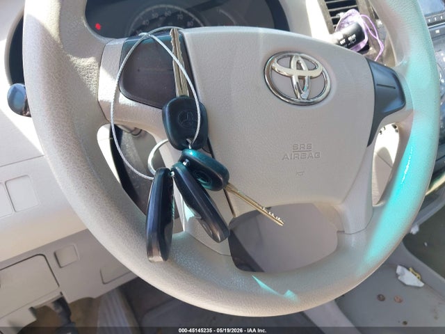 45145235 :رقم المزاد ، 5TDKA3DC5CS011802 vin ، 2012 Toyota Sienna Le 8 Passenger مزاد بيع