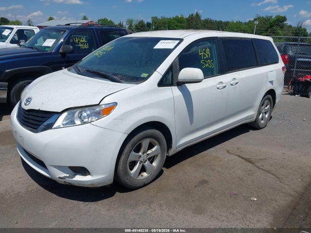 45145235 :رقم المزاد ، 5TDKA3DC5CS011802 vin ، 2012 Toyota Sienna Le 8 Passenger مزاد بيع