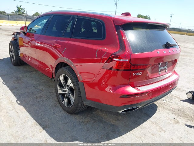 Продажа на аукционе авто 2020 Volvo V60 Cross Country T5, vin: YV4102WK6L1035890, номер лота: 45145241