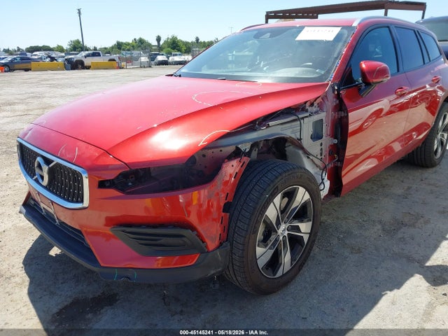 Продажа на аукционе авто 2020 Volvo V60 Cross Country T5, vin: YV4102WK6L1035890, номер лота: 45145241