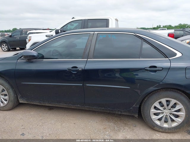 45145318 :رقم المزاد ، 4T4BF1FK7GR534591 vin ، 2016 Toyota Camry Le مزاد بيع