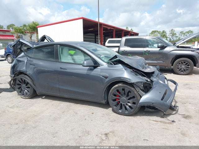 Продаж на аукціоні авто 2022 Tesla Model Y Performance Dual Motor All-wheel Drive, vin: 7SAYGDEF8NF453586, номер лоту: 45145352