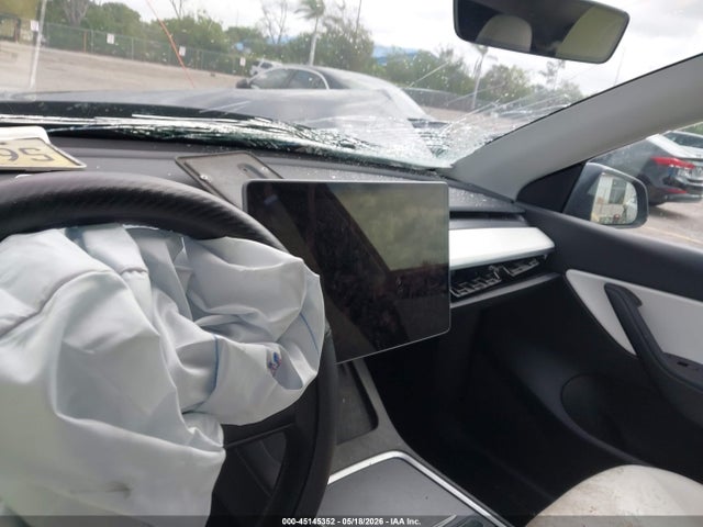 Продаж на аукціоні авто 2022 Tesla Model Y Performance Dual Motor All-wheel Drive, vin: 7SAYGDEF8NF453586, номер лоту: 45145352
