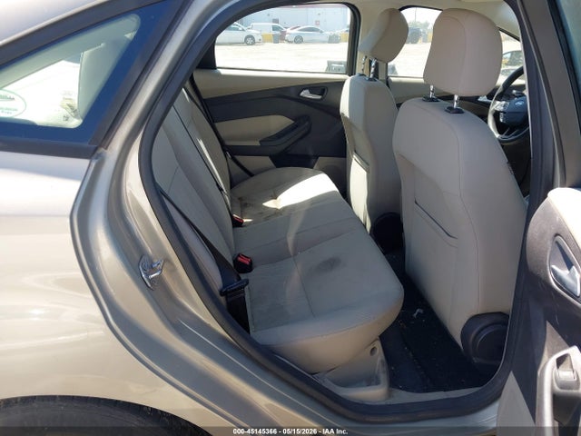 Ford FOCUS SE 2015 1FADP3F20FL222039 Image 8