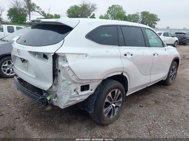 45145424 :رقم المزاد ، 5TDHZRBHXNS570253 vin ، 2022 Toyota Highlander Xle مزاد بيع