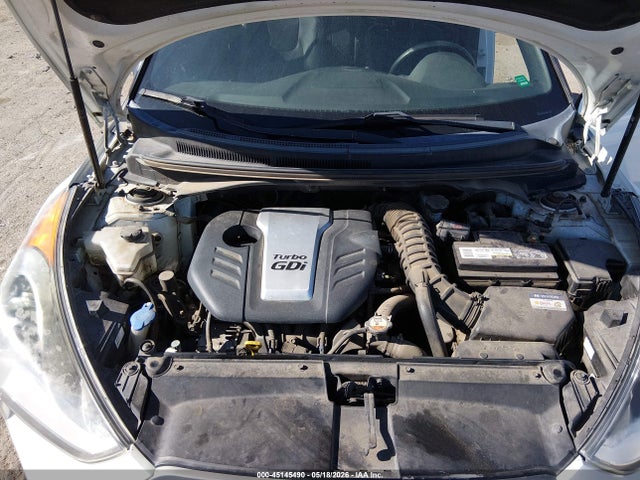 KMHTC6AE2GU249139 Hyundai Veloster Turbo