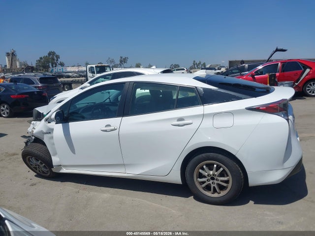 Toyota Prius Four 2017 JTDKARFU4H3038409 Image 13