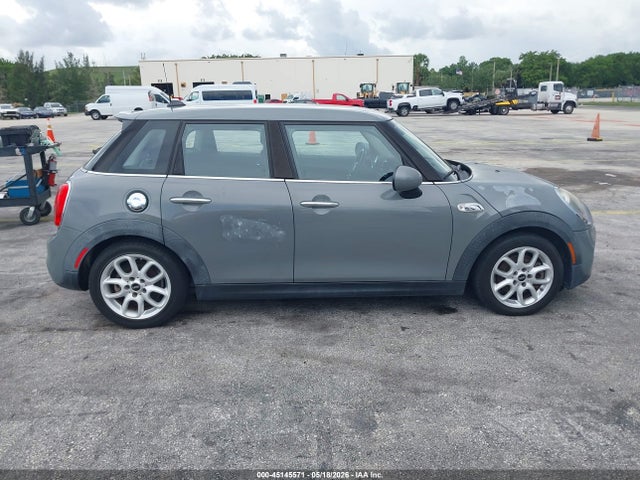 Продаж на аукціоні авто 2016 Mini Hardtop Cooper S, vin: WMWXU3C56G2D29621, номер лоту: 45145571