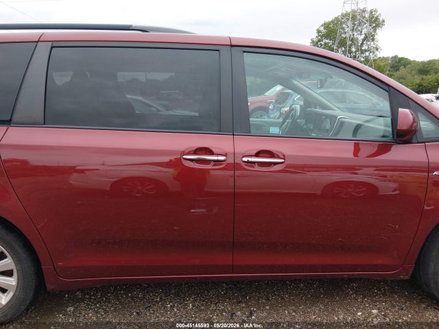 Продаж на аукціоні авто 2016 Toyota Sienna Xle, vin: 5TDDK3DC1GS132757, номер лоту: 45145593