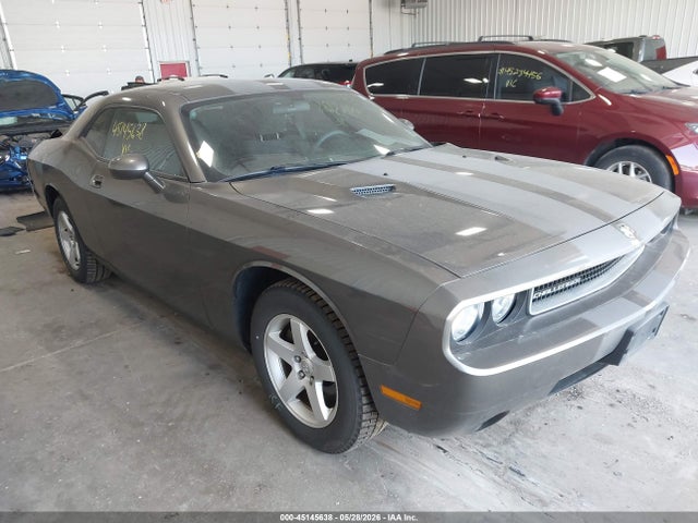 2010 Dodge Challenger Se მანქანა იყიდება აუქციონზე, vin: 2B3CJ4DV8AH235428, აუქციონის ნომერი: 45145638