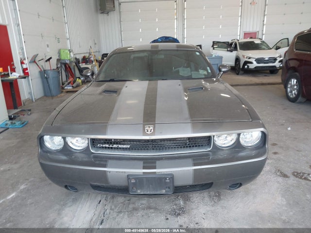 Продажа на аукционе авто 2010 Dodge Challenger Se, vin: 2B3CJ4DV8AH235428, номер лота: 45145638