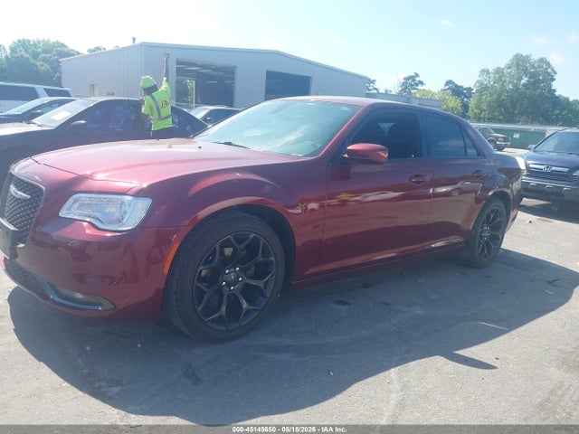 Продаж на аукціоні авто 2019 Chrysler 300 300s, vin: 2C3CCABG1KH682717, номер лоту: 45145650