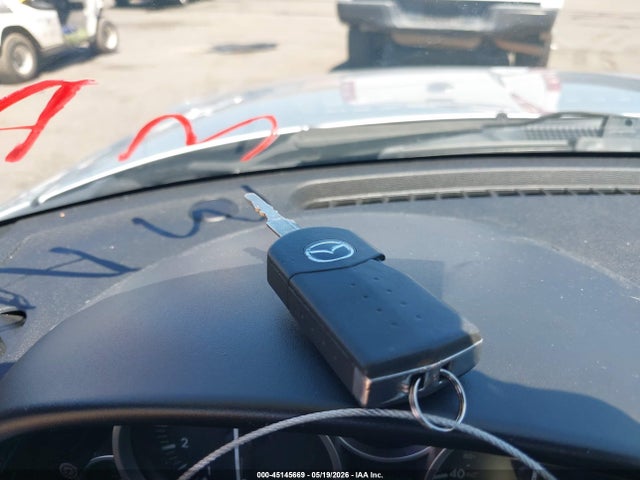 2006 Mazda Mx-5 Grand Touring მანქანა იყიდება აუქციონზე, vin: JM1NC25F060104566, აუქციონის ნომერი: 45145669