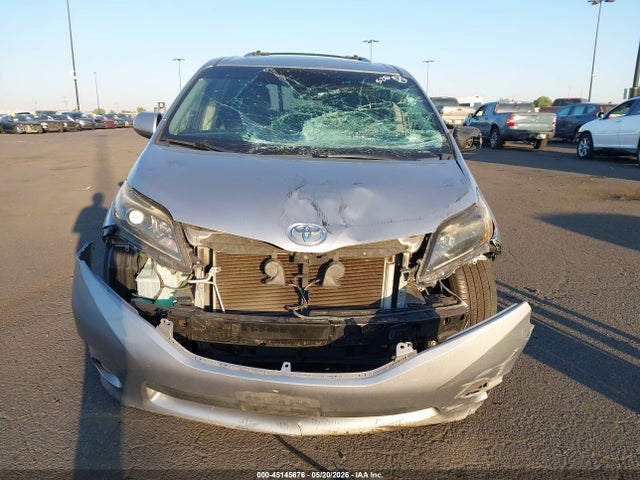 Toyota Sienna Se 8 Passenger 2015 5TDXK3DC8FS659030 Image 11