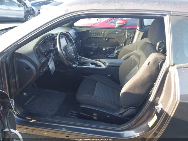 2C3CDZAG9MH552345 Dodge Challenger Sxt