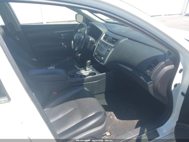 2016 Nissan Altima 2.5 Sl მანქანა იყიდება აუქციონზე, vin: 1N4AL3APXGC135994, აუქციონის ნომერი: 45145689