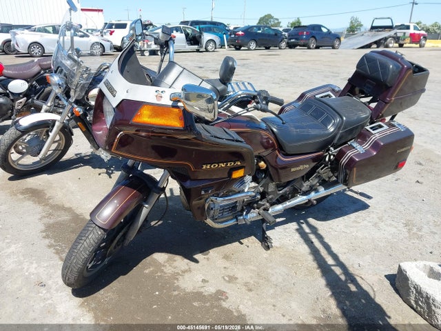 Продажа на аукционе авто 1982 Honda Gl500 I, vin: JH2PC0212CM111553, номер лота: 45145691