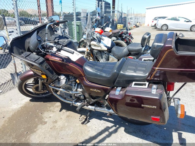 Продажа на аукционе авто 1982 Honda Gl500 I, vin: JH2PC0212CM111553, номер лота: 45145691