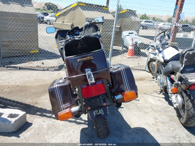 Продажа на аукционе авто 1982 Honda Gl500 I, vin: JH2PC0212CM111553, номер лота: 45145691
