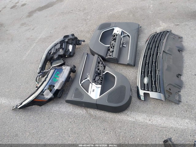 2025 Land Rover Range Rover P400 Se მანქანა იყიდება აუქციონზე, vin: SALKP9FU9SA317963, აუქციონის ნომერი: 45145739