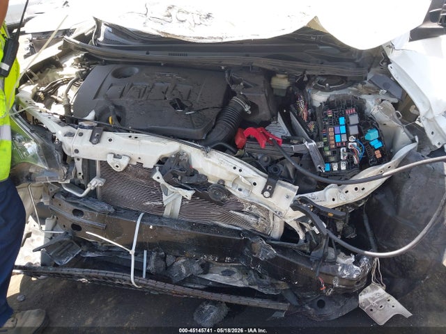 5YFBURHE2GP520251 Toyota COROLLA LE