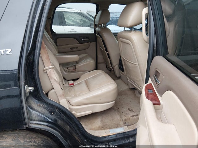 45145765 :رقم المزاد ، 1GNSKCE04BR178447 vin ، 2011 Chevrolet Tahoe Ltz مزاد بيع