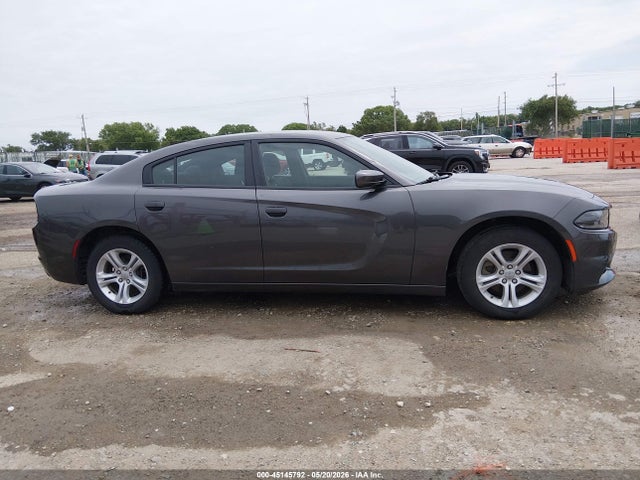 2C3CDXBG4NH258713 Dodge Charger Sxt Rwd