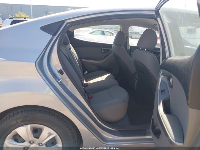 Продажа на аукционе авто 2016 Hyundai Elantra Se, vin: 5NPDH4AE4GH789505, номер лота: 45145833