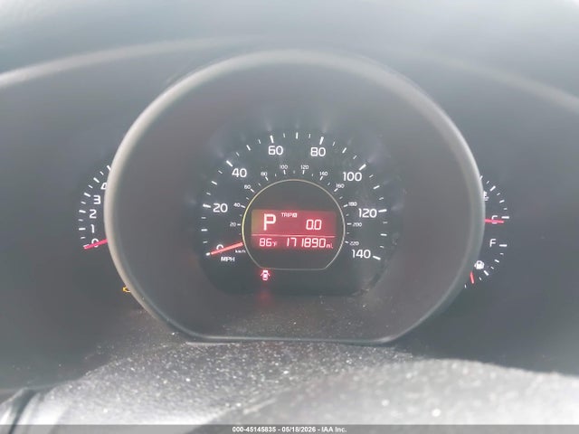 45145835 :رقم المزاد ، KNDJN2A24F7800513 vin ، 2015 Kia Soul مزاد بيع
