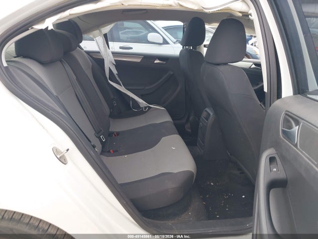 3VW2B7AJ2JM253075 Volkswagen Jetta 1.4t S