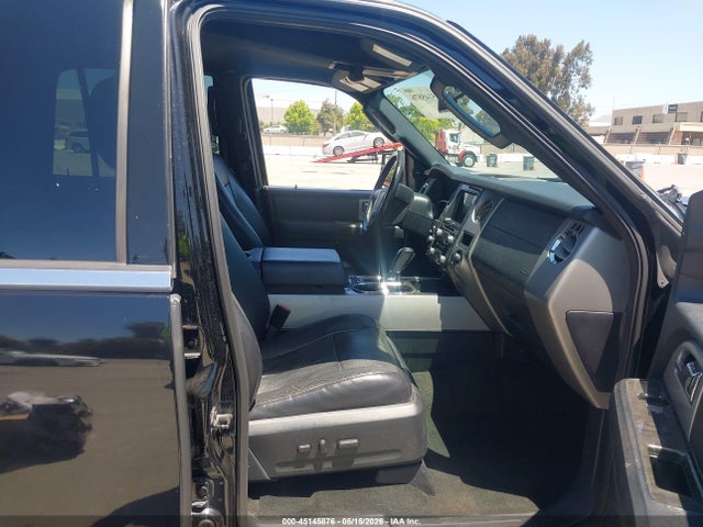 1FMJU2AT6GEF52513 Ford Expedition Limited
