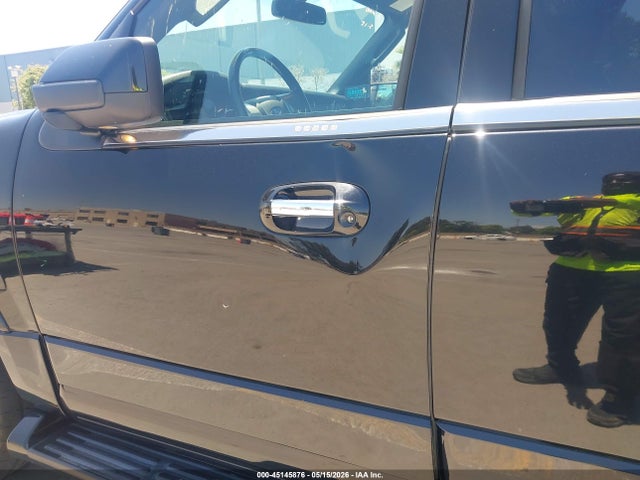 1FMJU2AT6GEF52513 Ford Expedition Limited