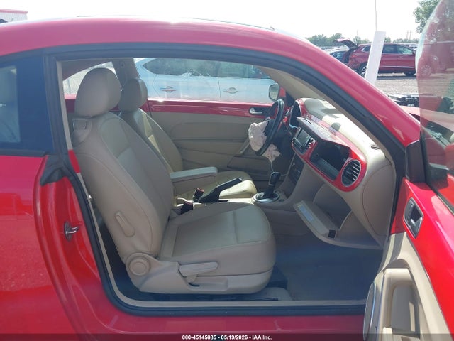45145885 :رقم المزاد ، 3VWJ07AT5GM617243 vin ، 2016 Volkswagen Beetle 1.8t Sel مزاد بيع